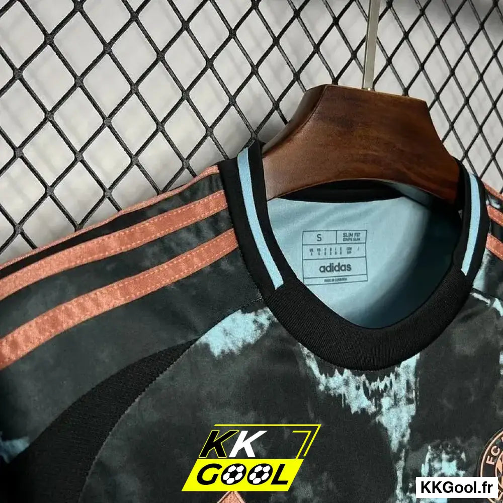 Maillot Bayern Munich Extérieur 2024/2025 - KKGool